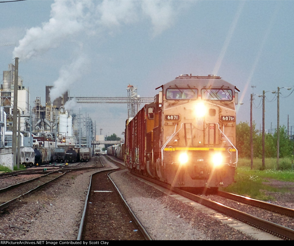 UP 6871